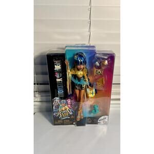 Monster High Cleo de Nile Doll - New In Box